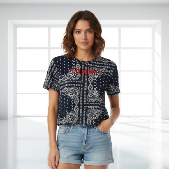 Tommy Jeans Bandana Print Logo Tee Navy Blue Graphic T-Shirt Size XS - Picture 1 of 11